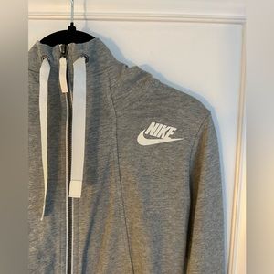 Women’s Small grey Nike zip up